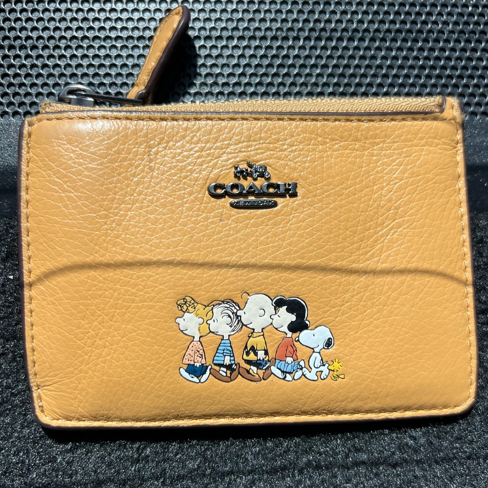 Limited Edition Coach Snoopy Peanuts’ ID and Coin Purse